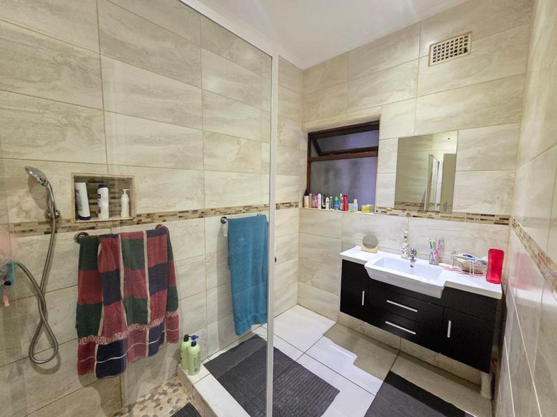 To Let 3 Bedroom Property for Rent in De La Haye Western Cape